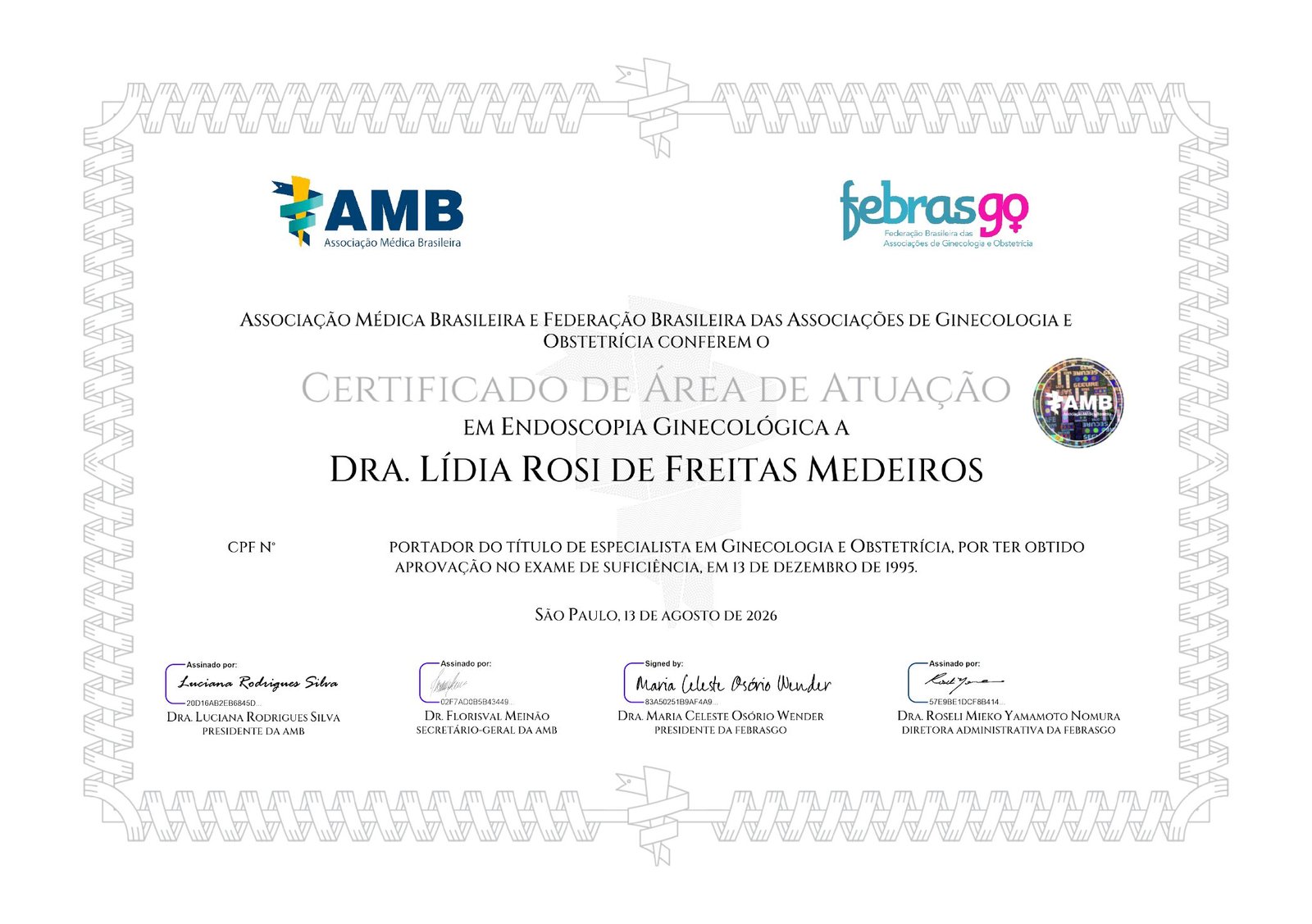 Certificado de área de atuação em endoscopia ginecológica emitido pela Associação Médica Brasileira e pela FEBRASGO para a Dra. Lídia Rosi de Freitas Medeiros